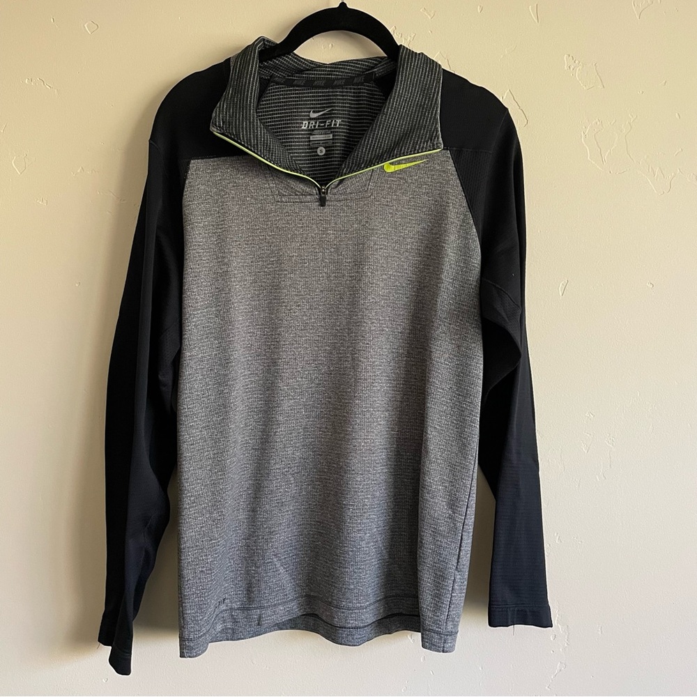Nike Pullover
